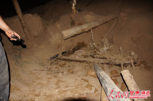 �@��һ�g�����������ӣ�3��С�������@�����y������ �z��