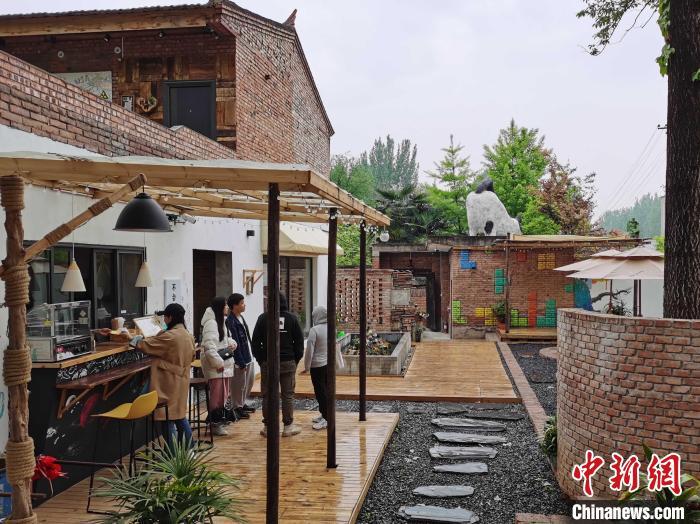 ��Ұ�����ꡱ������l(xi��ng)��СԺ�����h��Ұ �z
